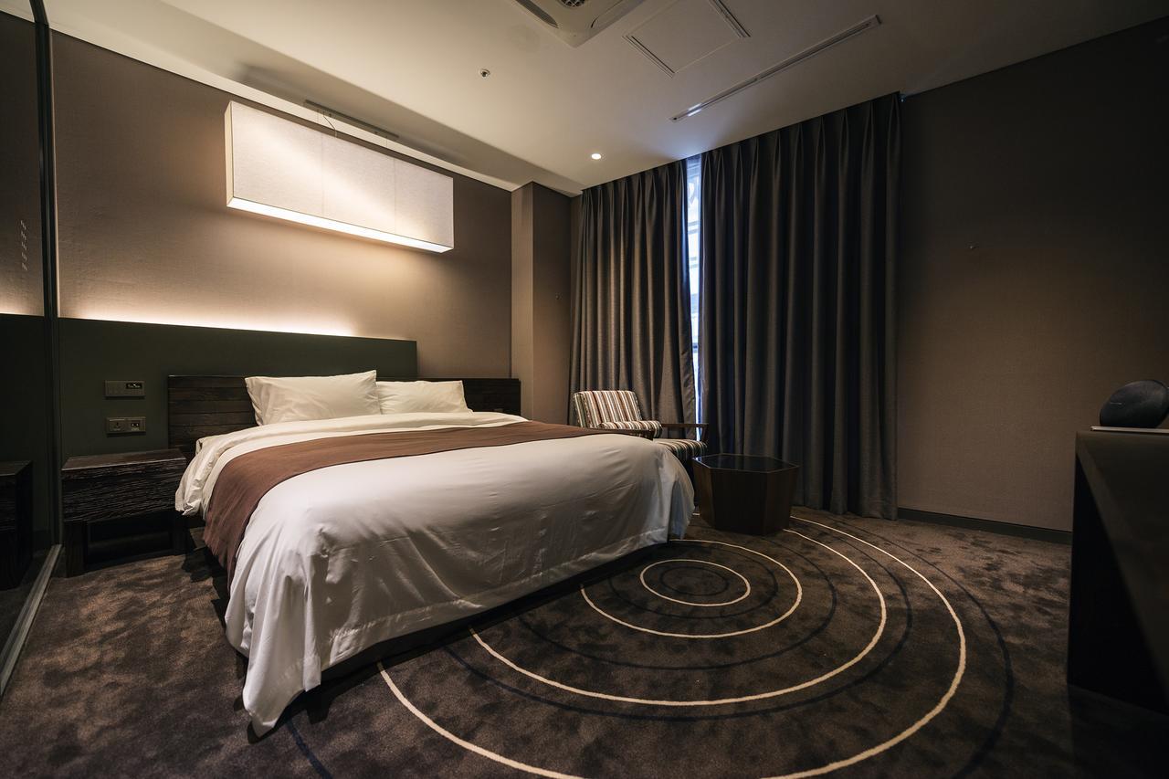Best Louis Hamilton Hotel Changwon Exterior foto